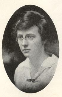 Olive DeLuce was a teacher in the Fine Arts department.  De Luce received her BS from Columbia University in New York.  She also received a BA in Arts and BA in Education from the New York City Teacher's College.  DeLuce was a regionally celebrated painter and many of her original works are housed in the 欧文斯 Library 档案.  Northwest's Fine Arts building was named after her.